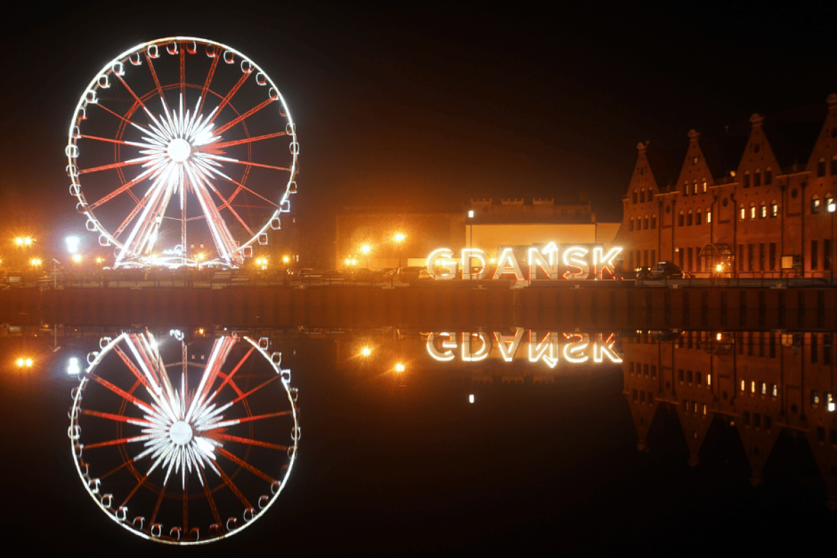 Gdańsk - wydmy 4 pokoje nad morzem - AmberSky Napis Gdańsk